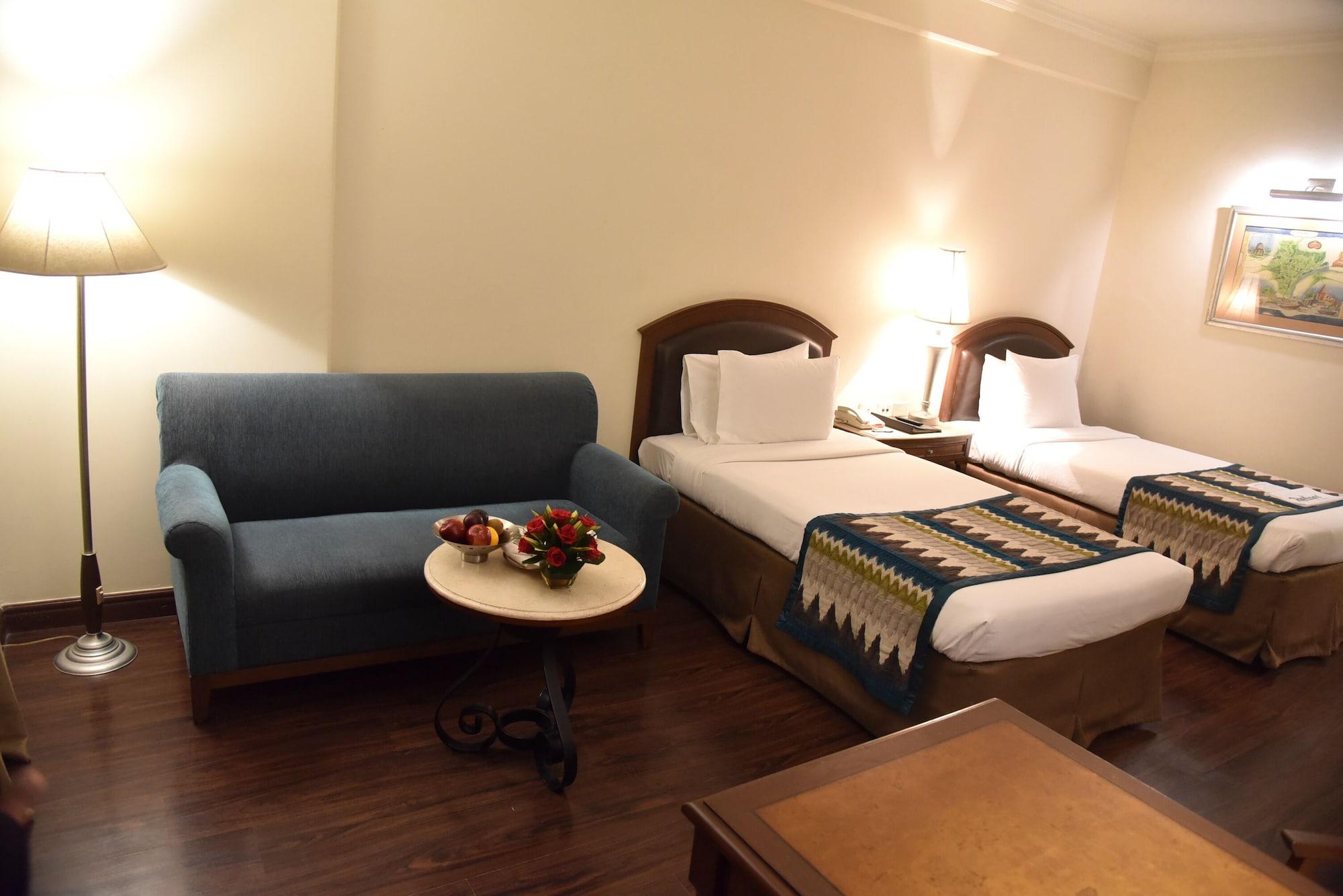 Radisson Hotel Varanasi Exteriör bild
