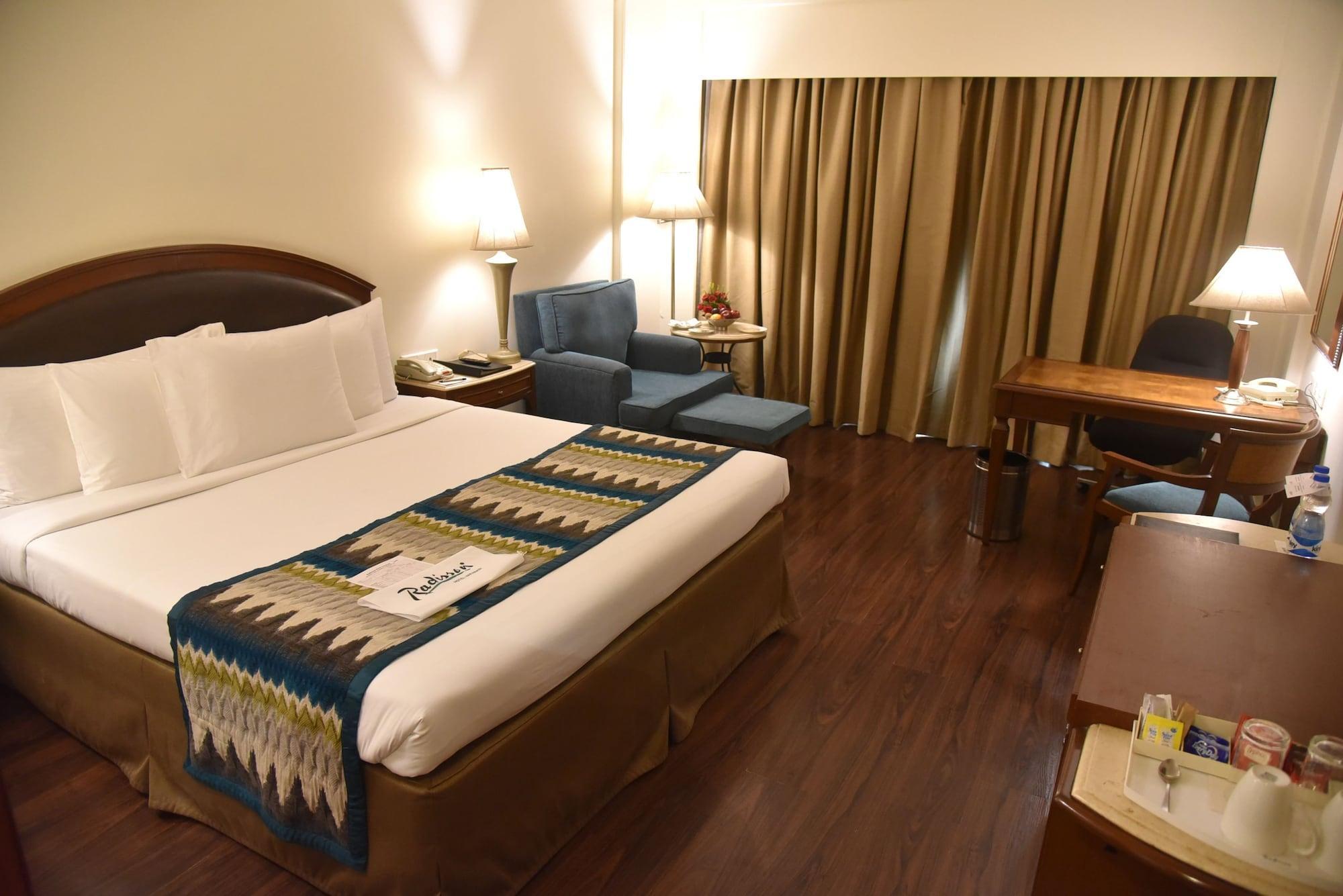 Radisson Hotel Varanasi Exteriör bild