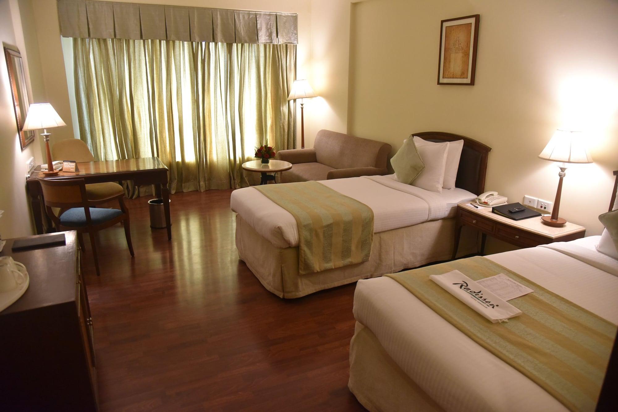 Radisson Hotel Varanasi Exteriör bild