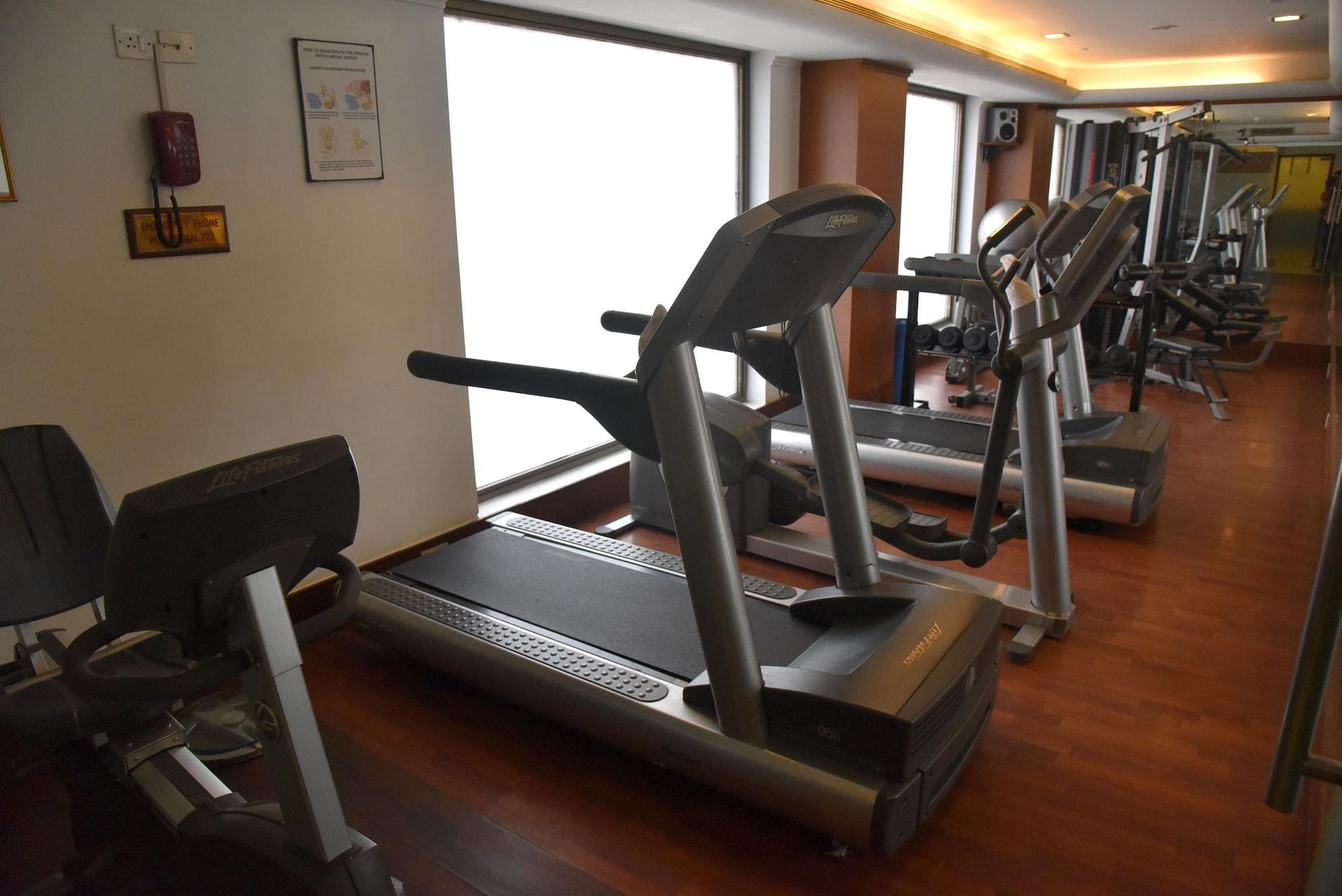 Radisson Hotel Varanasi Exteriör bild