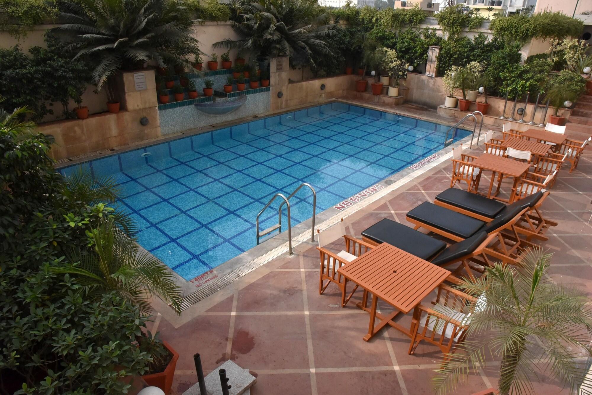 Radisson Hotel Varanasi Exteriör bild